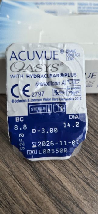 Acuvue Oasys (6 lentile) Noi pt miopie -3.00