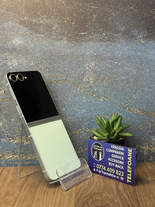 Samsung galaxy z flip6/512gb/Garantie 2 Ani Centrul de Telefoane/rate