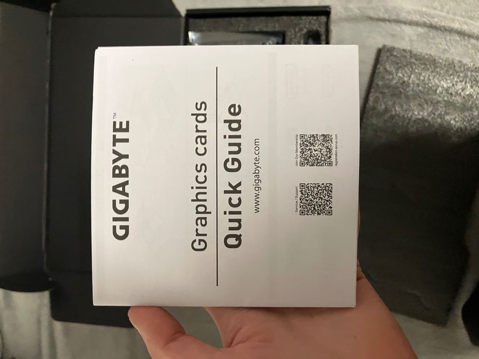 Placă video GIGABAYTE RTX 5070 12 GB GDDR7