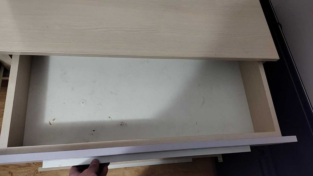 Тоалетка / скрин с шкафове в бежово и лилаво + огледало в лилава рамка