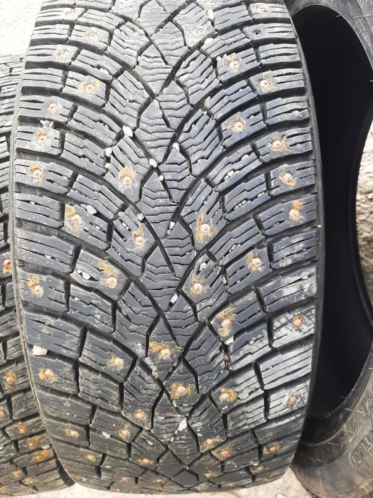 Продам шины 235/45/18 трианжела