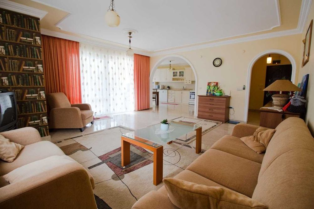 4 комнатная квартира в Алании (обмен на кв. в Караганде с доплатой)