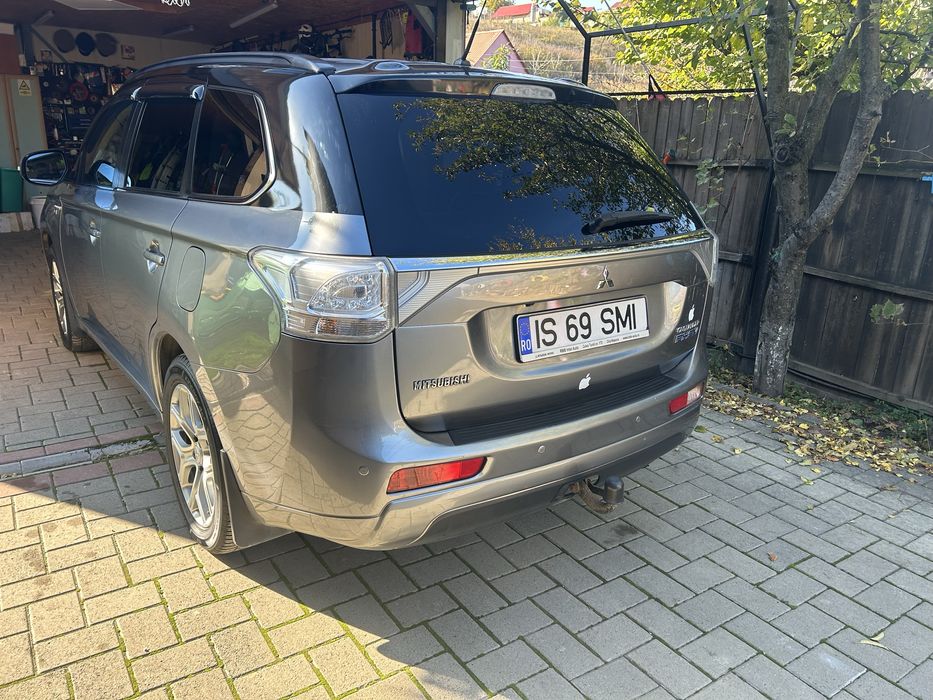 Mitsubishi Outlander PHEV