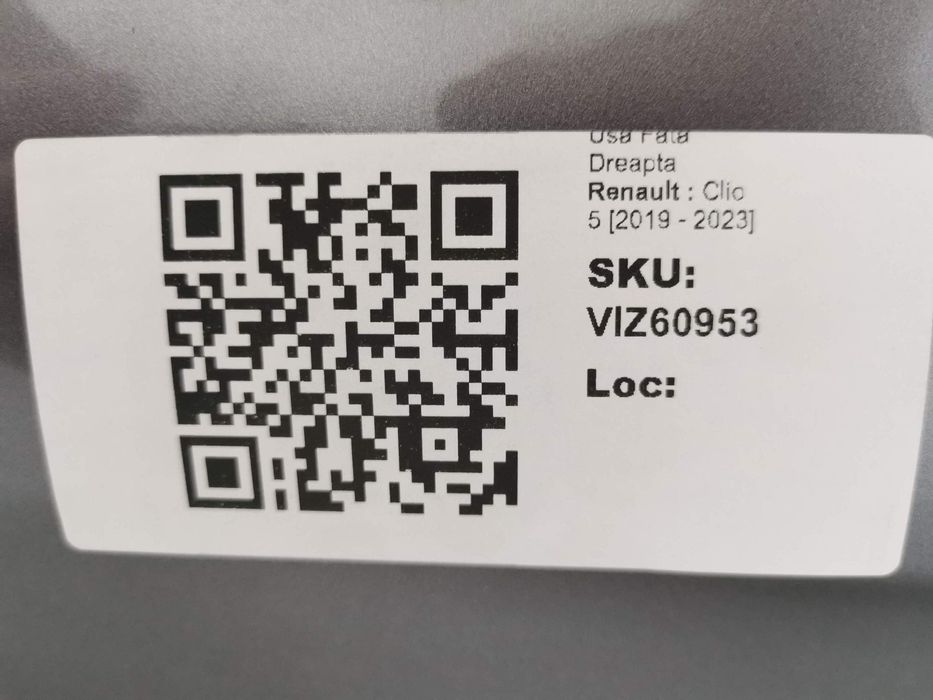 Предна Дясна Врата Рено Клио 5 / Renault Clio 5 [ - ] Оригинална Повре