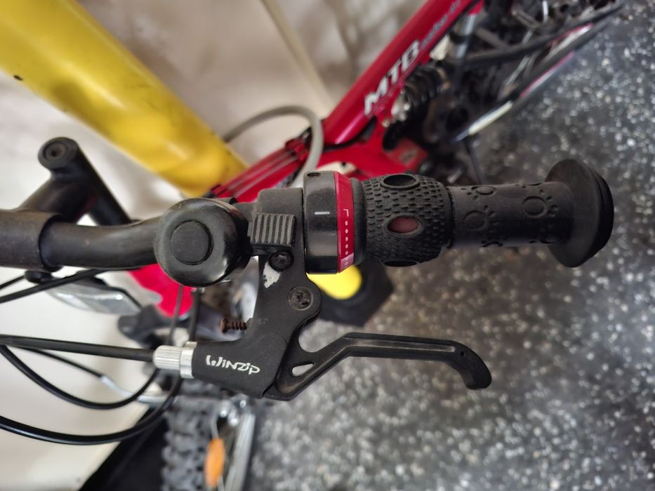 Bicicleta rosie copii