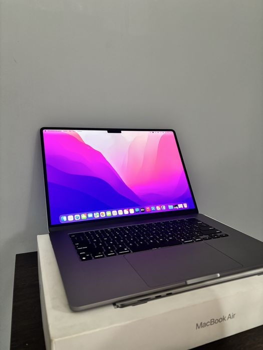 Macbook air m2 2023, 15.3