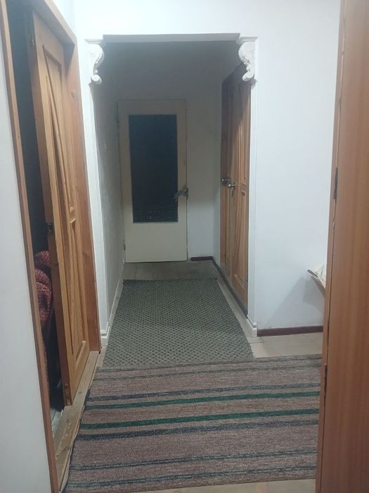 Продаётся А Югнакий 2 х  комнатная квартира  не торцевой 2 балкона 2на