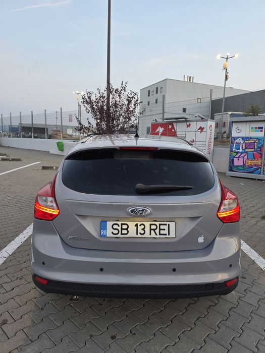 FORD Focus 2011 — imagine 4