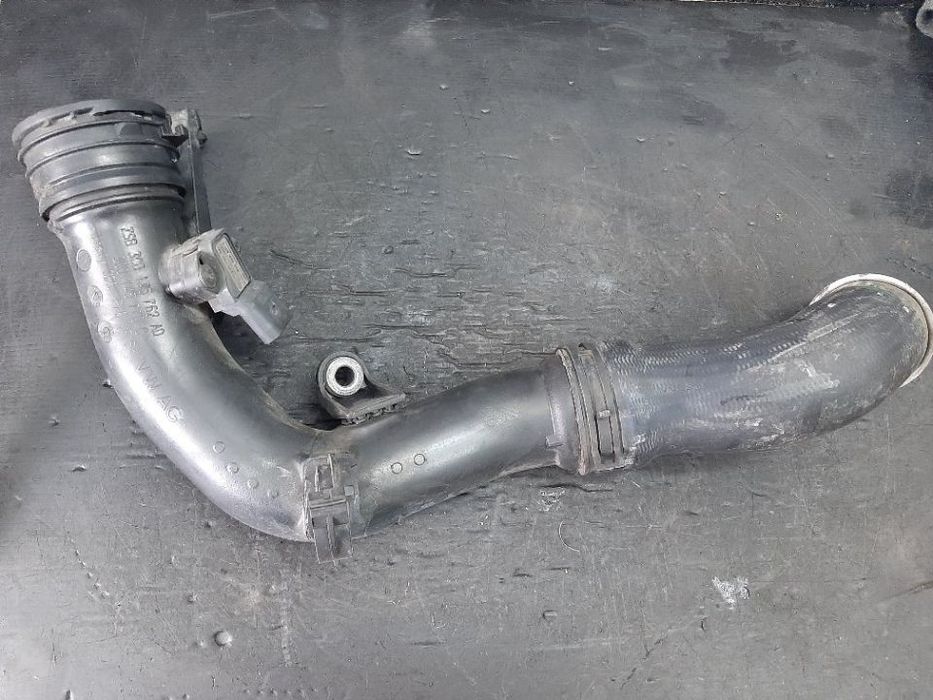 Furtun tubulatura intercooler cu senzor 2.0 tdi vw jetta 3 golf 5 passat b6 3c0145838b 3c0145762a