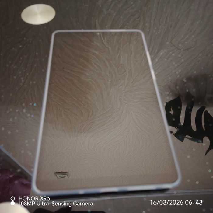 Планшет Lenovo tab one новый.