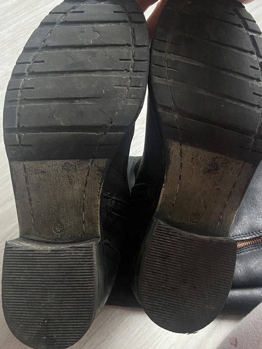 Cizme negre din piele Tamaris