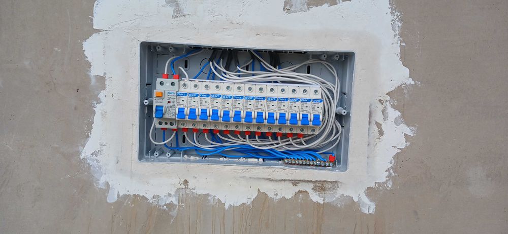 Elektrik xizmatlari toshkent shahar va Qibray arzon narxda