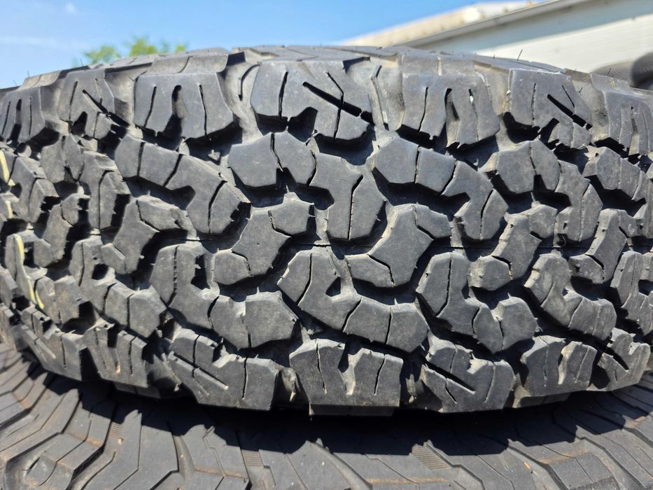 ROTI A/T H/T M+S OFF ROAD - 235/85/16 - SUZUKI VITARA / Misubishi / Jeep - BFGoodrich A/T !