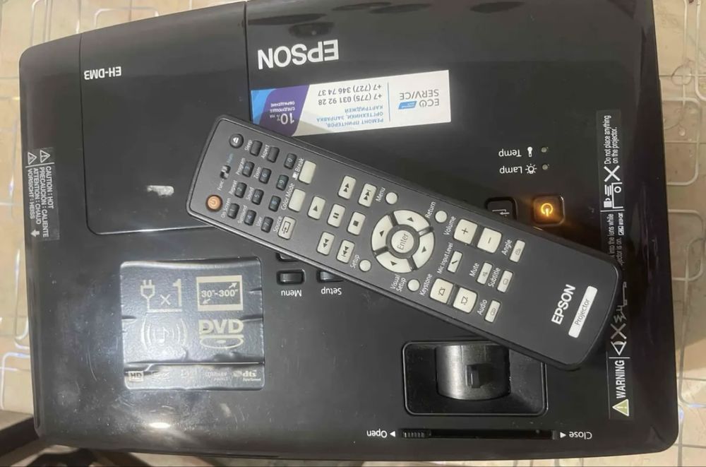 Проектор Epson EH-DM3