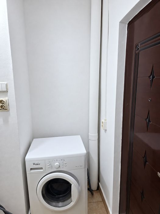 Proprietar închiriez garsoniera!