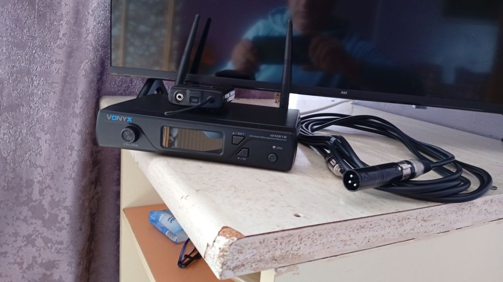 Vând Wireless aproape nou folosit foarte puțin