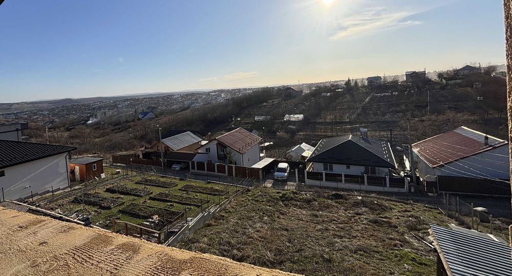 Teren Viticultori (Copou) - 400m - PUZ si CU - Priveliste Superba