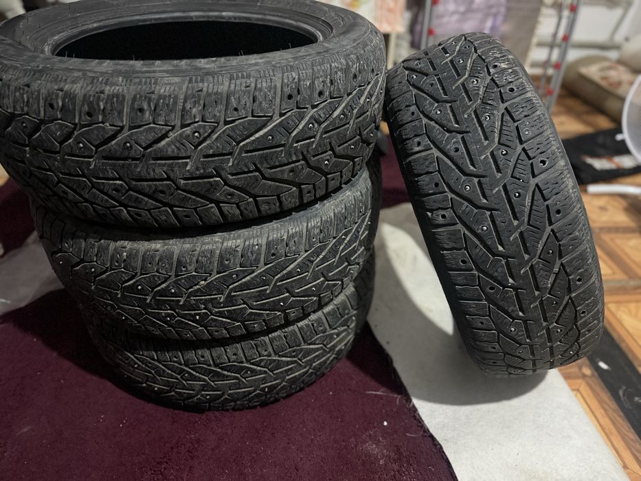 Покрышка 205/55R16
