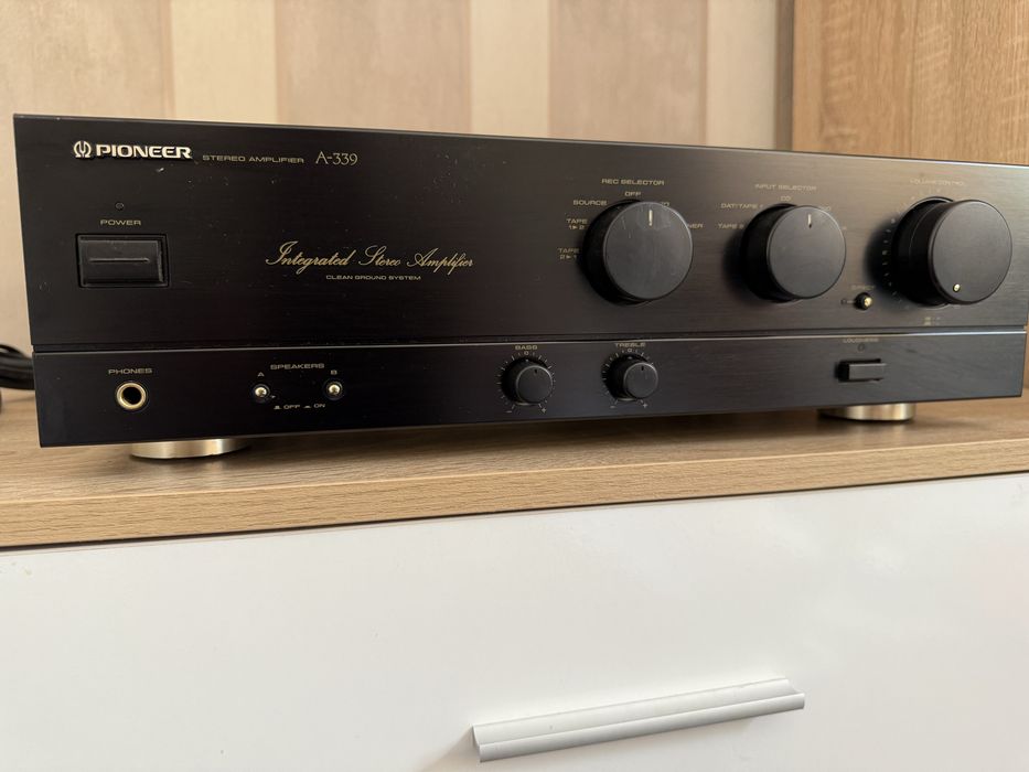 Pioneer A-339 стерео