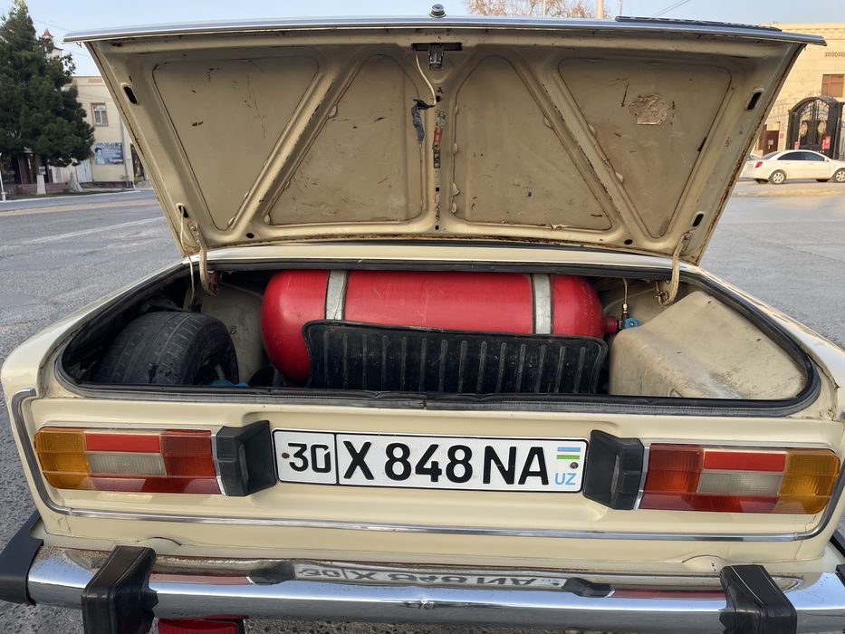 Jiguli 2106 mator 21011 metan 75talik baloni bor