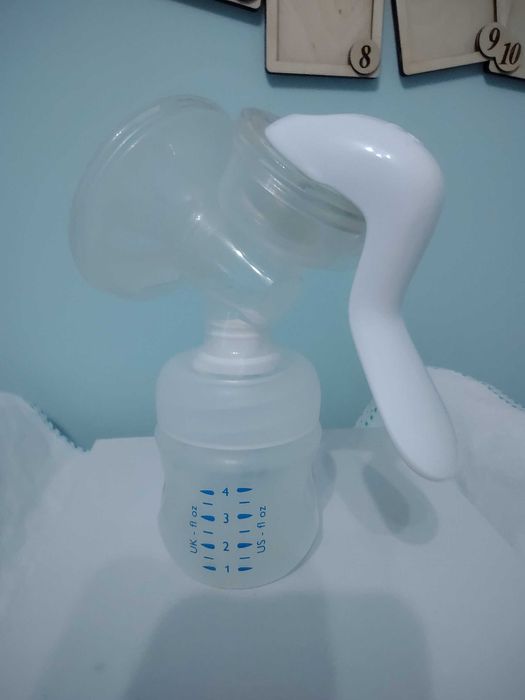 Ръчна помпа за кърма Авент