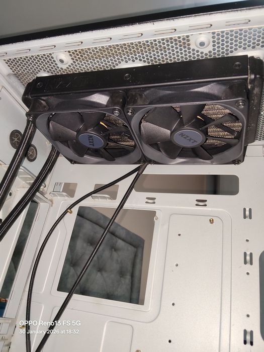 Cooler Master HAF 932  + kraken 240 Black