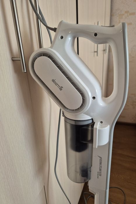 Продам ручной пылесос deerma