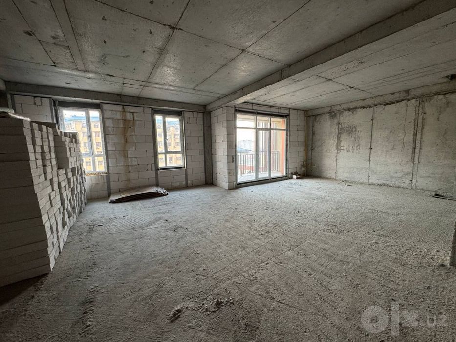 Продается 3х ком кв-ра, ЖК Celebrity Residence, ор-р: 8й роддом, 92м²