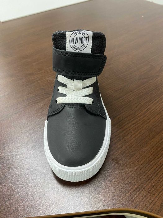 Черни детски кецове H&M размер 30 кожа и текстил