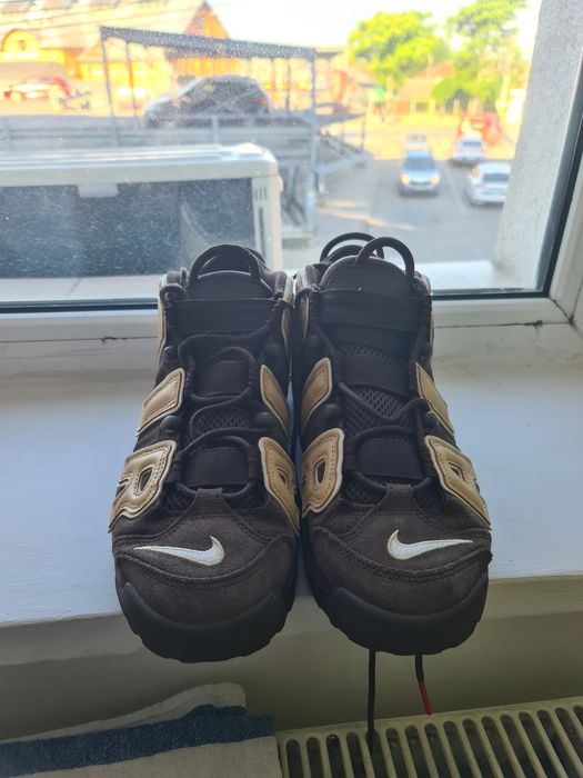 Adidasi nike utempo