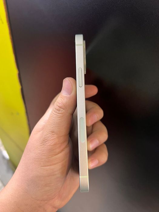 Продам телефон  срочно