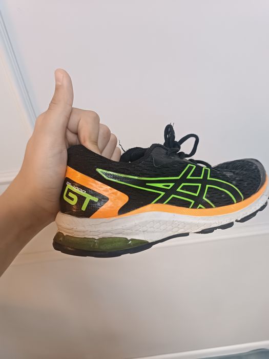 Кроссовки асиксс