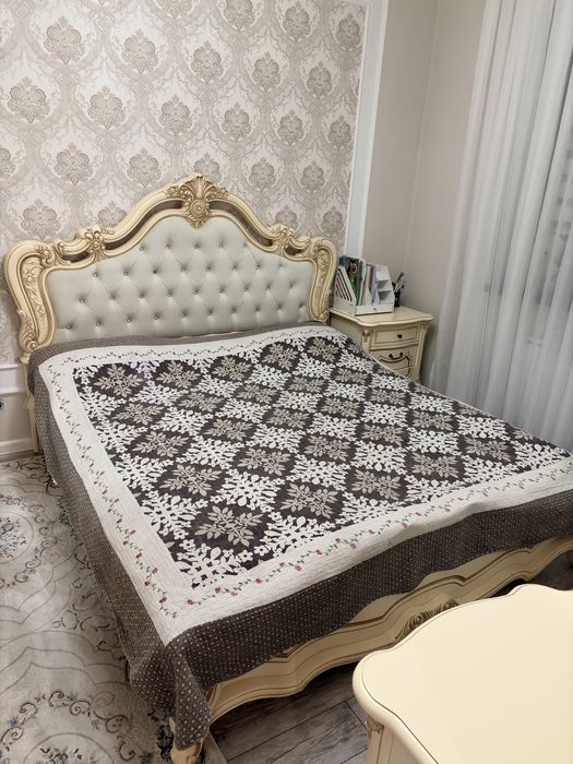 Спальный мебель в хорошем состоянии