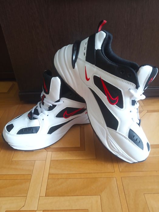 Летние кроссовки