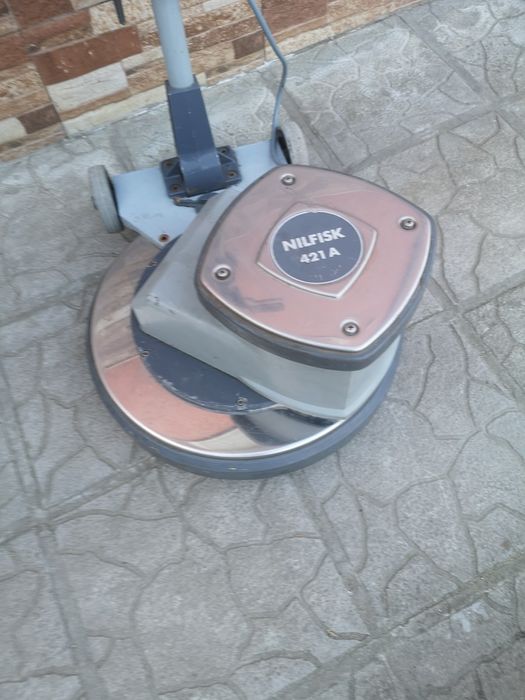 Машина за Пране на килими Nilfisk