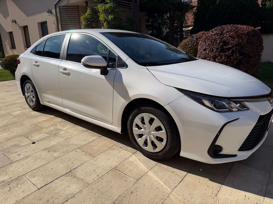 Toyota Corolla 125 CP, Garantie 6 ani, Camera spate, impecabila, distributie pe lant
