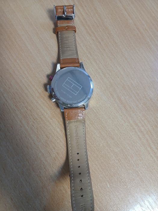 Vând ceas bărbătesc Tomy Hilfiger