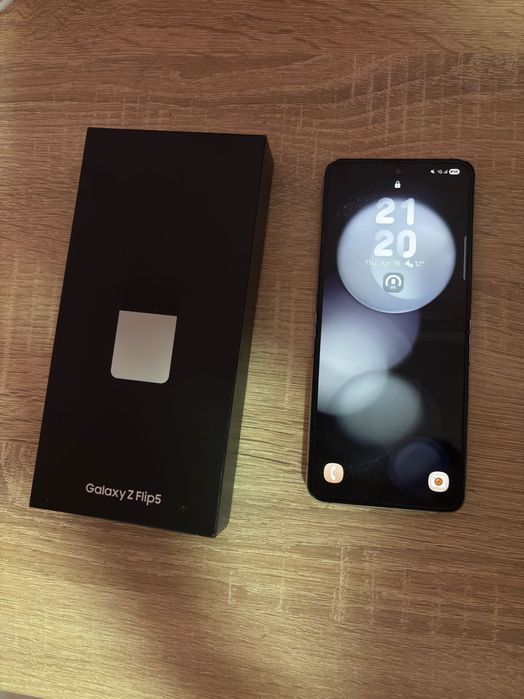 Samsung z flip5 256gb cream