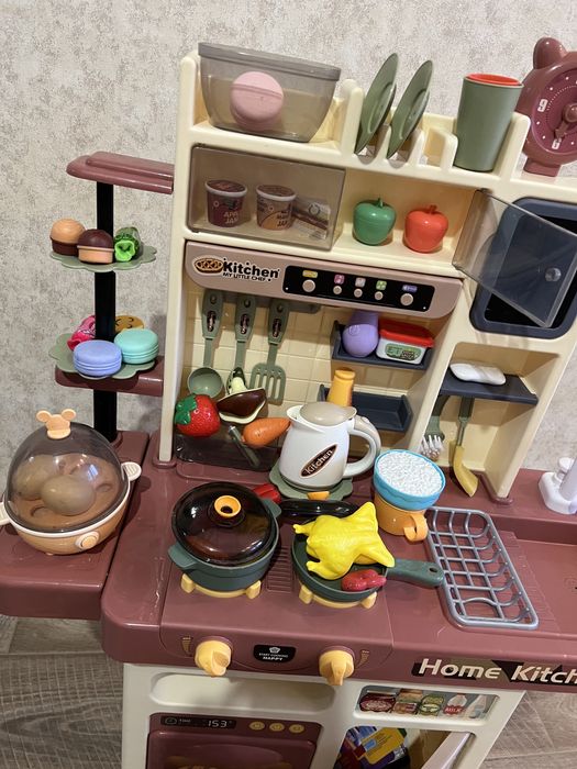 Детская кухня для игр