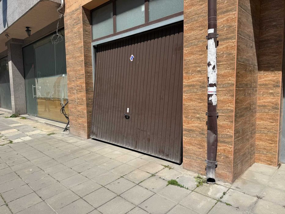 Дава се под наем Гараж / Паркомясто в Варна, Младост 1 - 25 кв.м за 179.52 € - Снимка #2