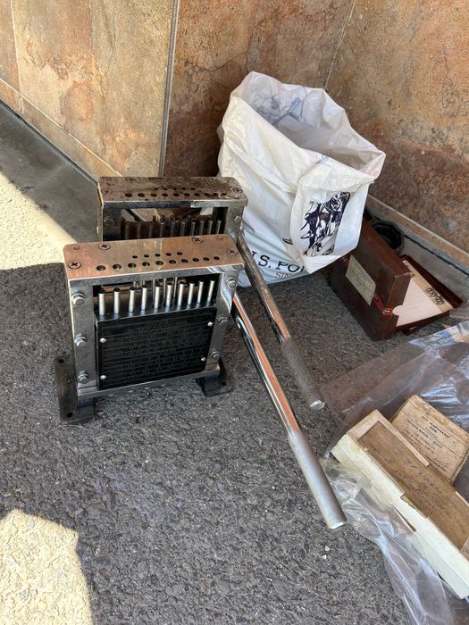 Зъботехнически материали и консумативи