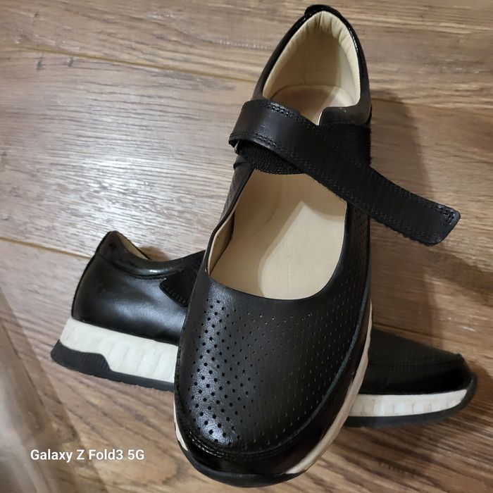 Туфли для девочек.