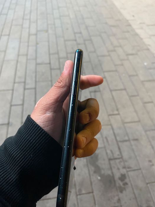Iphone xr айфонн
