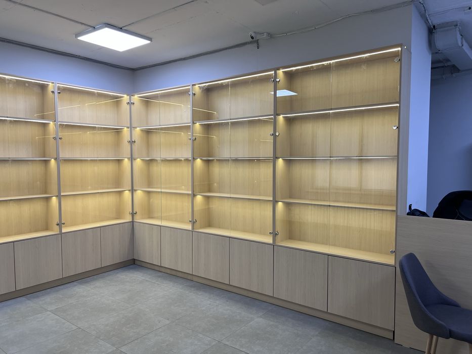 Шкаф для бизнеса