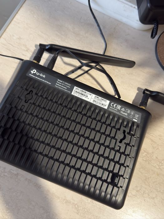 Router TP Link  model TL-MR6400 cu cartela sim 4G