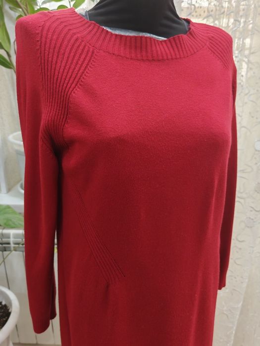 Платье цвет бордо