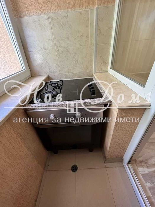 Дава се под наем Двустаен апартамент в Варна, Цветен квартал - 65 кв.м за 408 € - Снимка #1