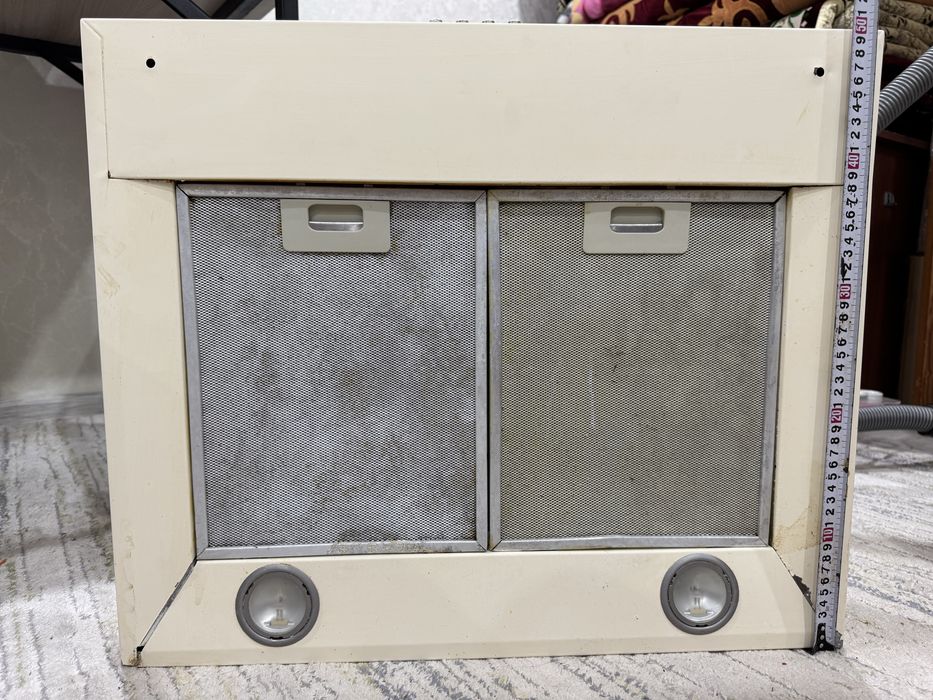 Продам вытяжки б/у