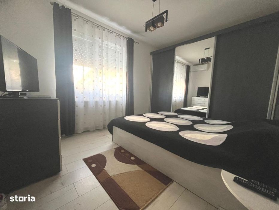Ocazie ! COMISION 0 % Duplex  cartier Europa 5 camere