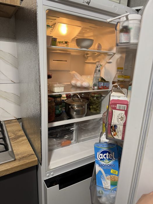 Срочно продам холодильник